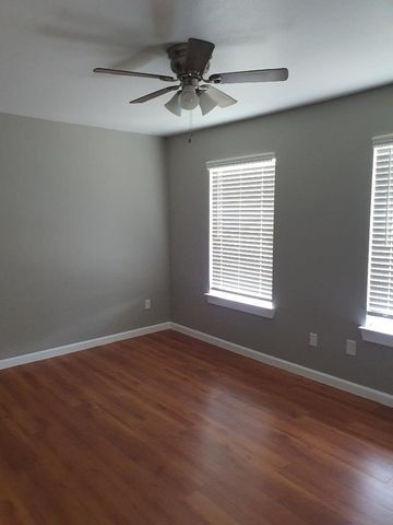 9821-9823 Sycamore Drive, Little Elm, TX 75068