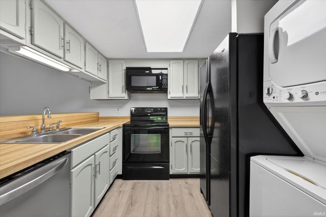 9318 S Lake Ridge Dr Unit 57, Bloomington, IN 47401
