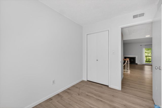 9318 S Lake Ridge Dr Unit 57, Bloomington, IN 47401