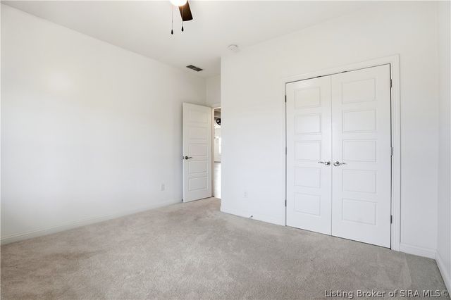 2035 Prestwick Place, Henryville, IN 47126