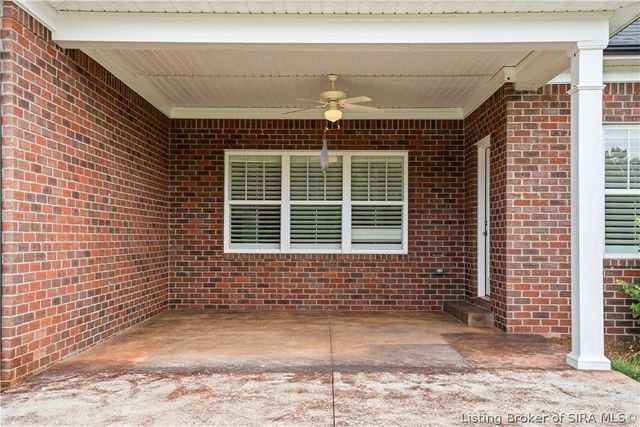 2035 Prestwick Place, Henryville, IN 47126