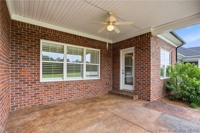 2035 Prestwick Place, Henryville, IN 47126