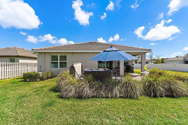 2325 SW Strawberry Terrace, Palm City, FL 34990