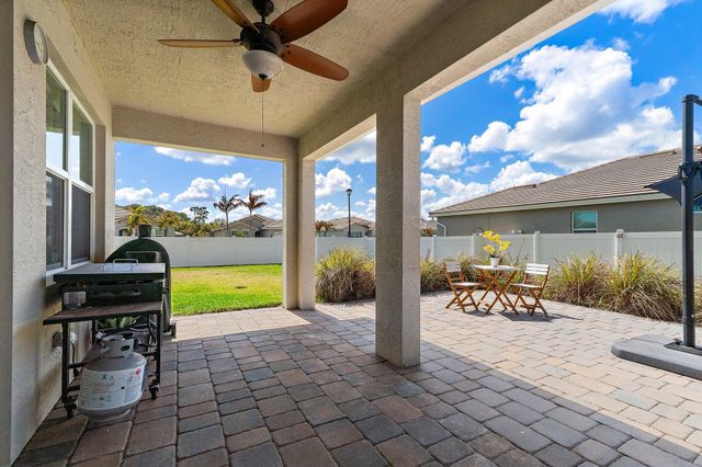 2325 SW Strawberry Terrace, Palm City, FL 34990