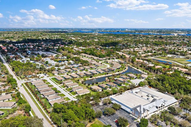 2325 SW Strawberry Terrace, Palm City, FL 34990