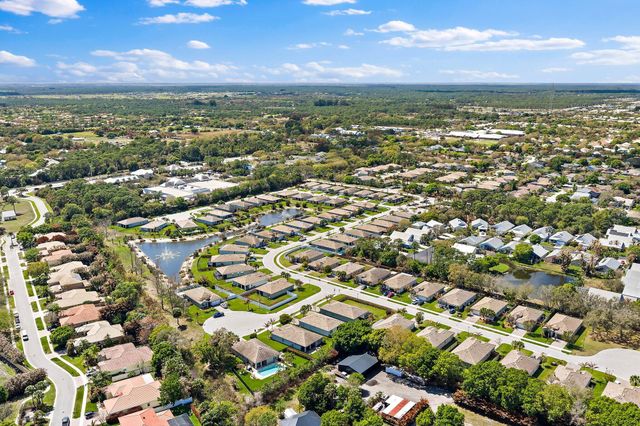 2325 SW Strawberry Terrace, Palm City, FL 34990