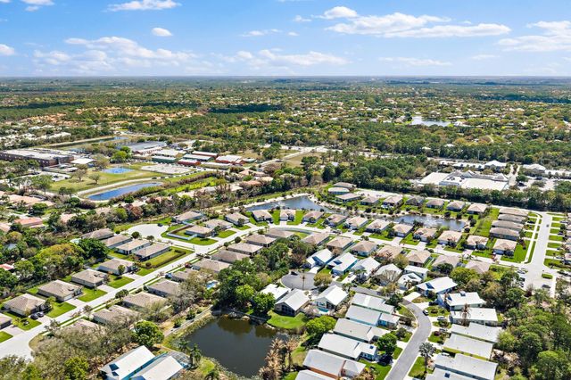 2325 SW Strawberry Terrace, Palm City, FL 34990