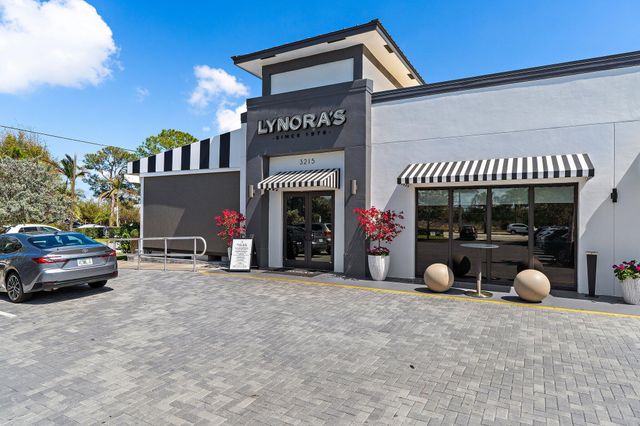 2325 SW Strawberry Terrace, Palm City, FL 34990