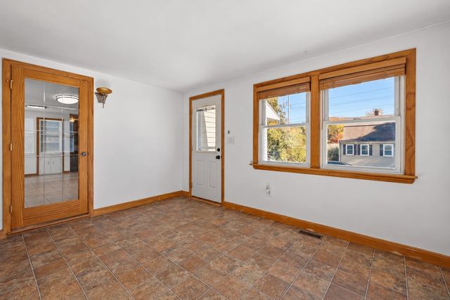 28 Eames Ave, Brockton, MA 02302