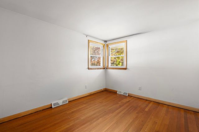 28 Eames Ave, Brockton, MA 02302
