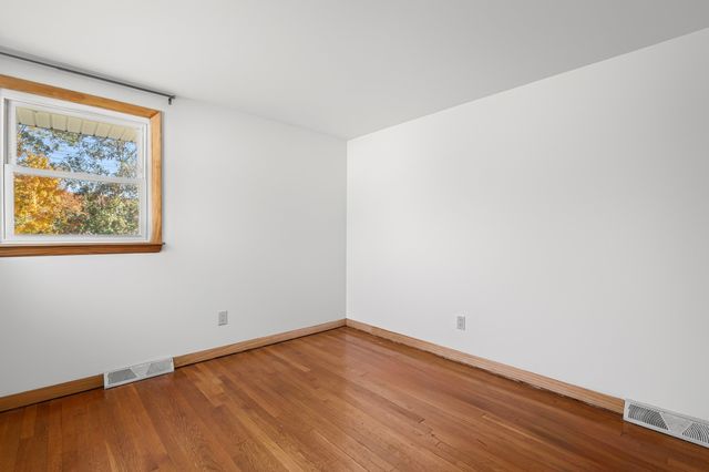 28 Eames Ave, Brockton, MA 02302