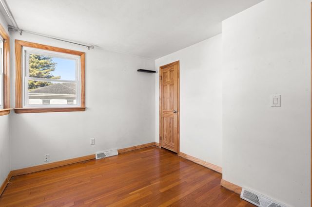 28 Eames Ave, Brockton, MA 02302