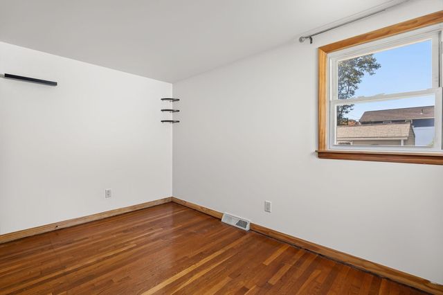 28 Eames Ave, Brockton, MA 02302