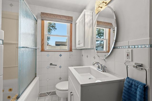 28 Eames Ave, Brockton, MA 02302