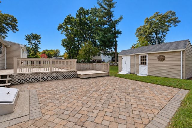 28 Eames Ave, Brockton, MA 02302