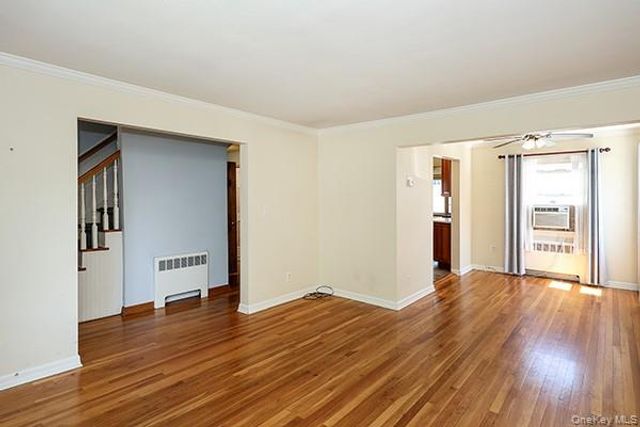 219 Lindbergh Street, Massapequa Park, NY 11762