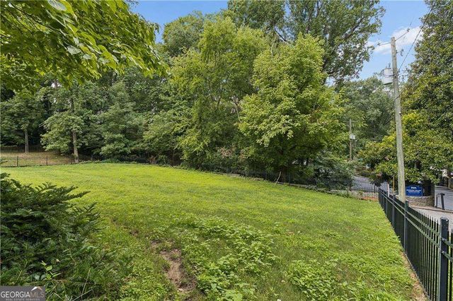 1055 Lee Circle NE, Atlanta, GA 30324