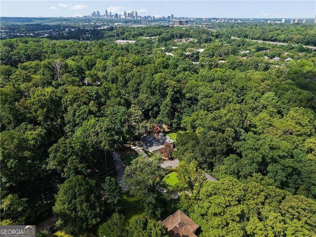 1055 Lee Circle NE, Atlanta, GA 30324