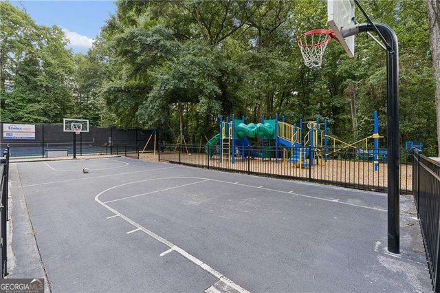 1055 Lee Circle NE, Atlanta, GA 30324