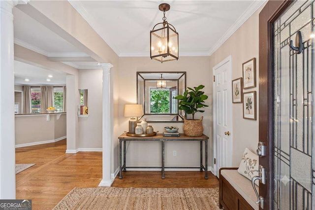 1055 Lee Circle NE, Atlanta, GA 30324