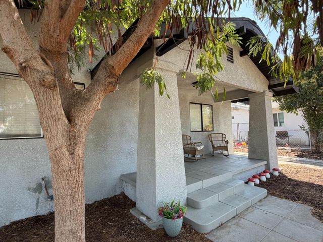 750 Collins Ave, Fresno, CA 93706