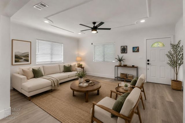 750 Collins Ave, Fresno, CA 93706