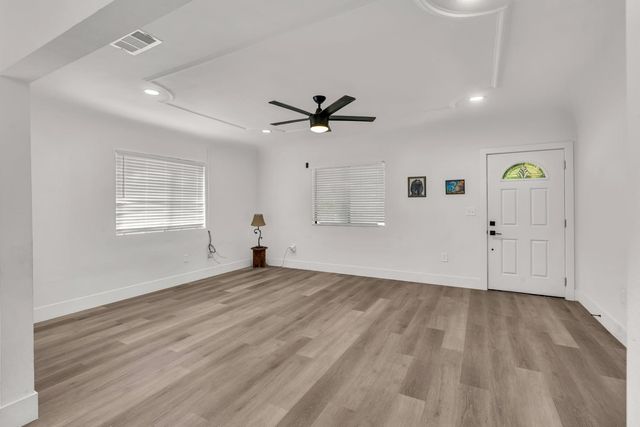 750 Collins Ave, Fresno, CA 93706