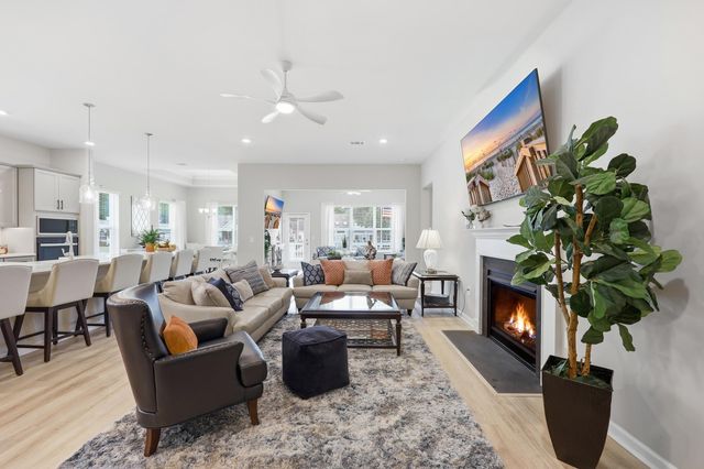 740 Bickell Ct., Surfside Beach, SC 29575