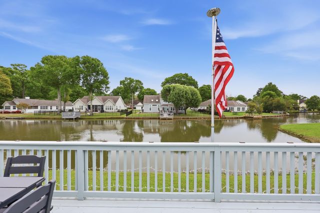 740 Bickell Ct., Surfside Beach, SC 29575