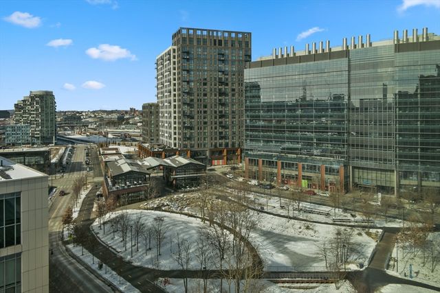 2 Earhart Street 1001, Cambridge, MA 02141