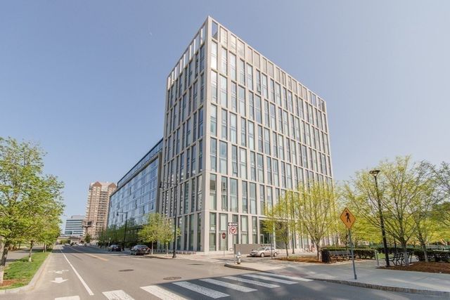 2 Earhart Street 1001, Cambridge, MA 02141