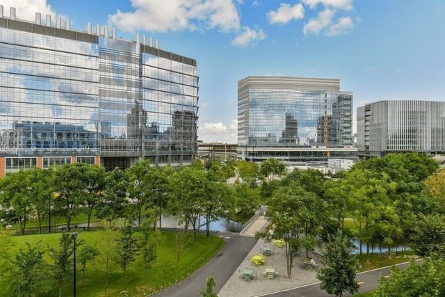 2 Earhart Street 1001, Cambridge, MA 02141