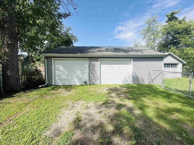 312 E FRANKLIN AVENUE, Neenah, WI 54956