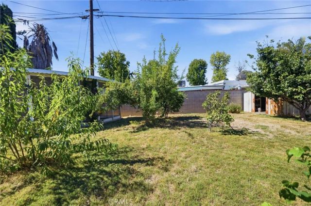 7321 Leescott Avenue, Van Nuys, CA 91406