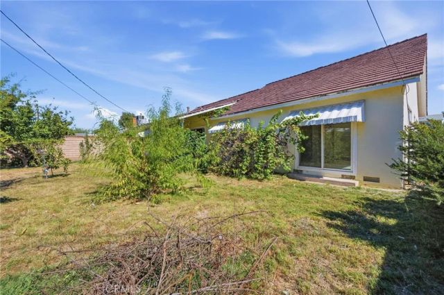 7321 Leescott Avenue, Van Nuys, CA 91406