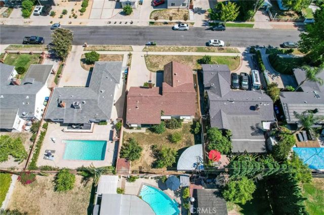 7321 Leescott Avenue, Van Nuys, CA 91406