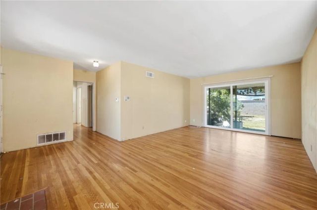 7321 Leescott Avenue, Van Nuys, CA 91406