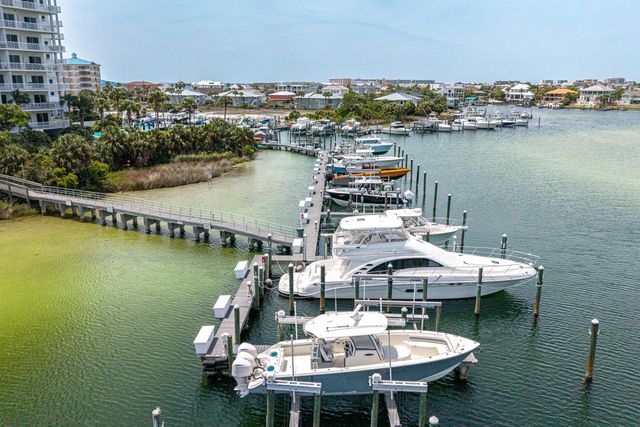 725 Gulf Shore Drive UNIT 202B, Destin, FL 32541