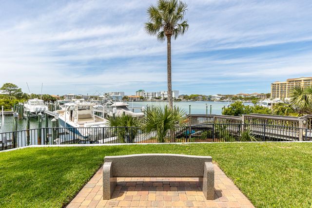 725 Gulf Shore Drive UNIT 202B, Destin, FL 32541