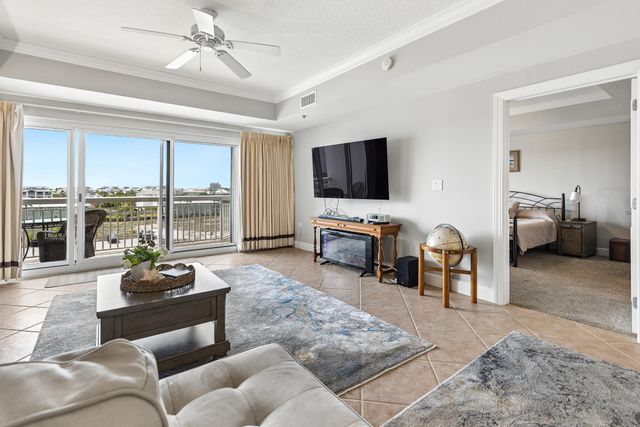 725 Gulf Shore Drive UNIT 202B, Destin, FL 32541