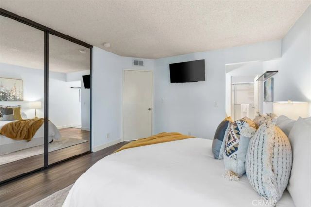 6604 Clybourn 29, Los Angeles, CA 91606
