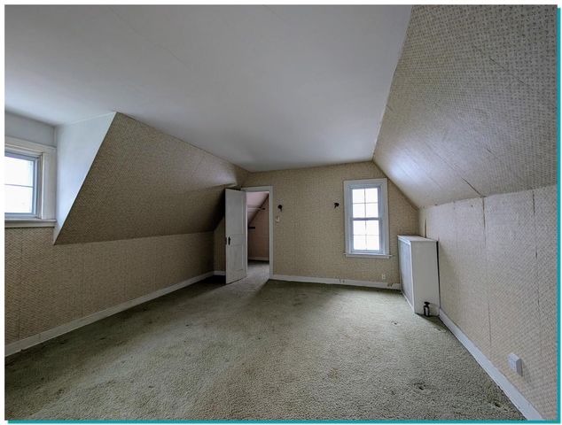 955 N 6th STREET, Manitowoc, WI 54220