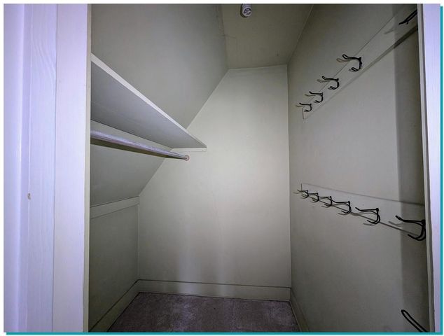 955 N 6th STREET, Manitowoc, WI 54220