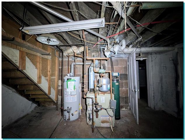 955 N 6th STREET, Manitowoc, WI 54220