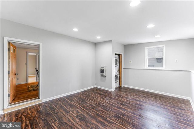 46 E KNOWLES AVE, Glenolden, PA 19036