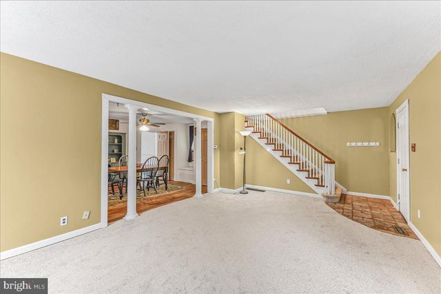 46 E KNOWLES AVE, Glenolden, PA 19036