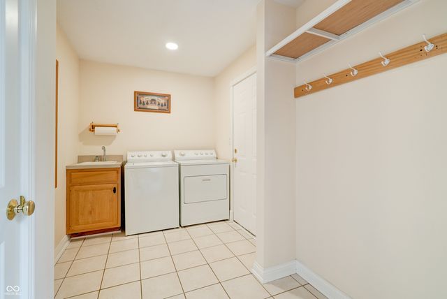 6750 Perrier Court, Indianapolis, IN 46278