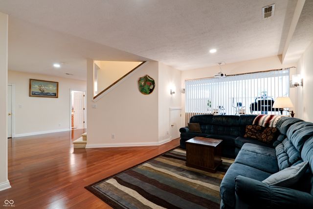 6750 Perrier Court, Indianapolis, IN 46278