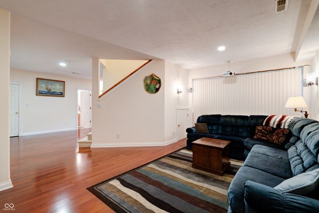 6750 Perrier Court, Indianapolis, IN 46278