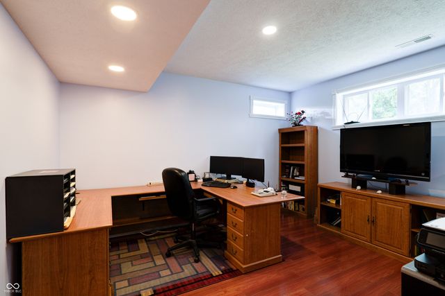 6750 Perrier Court, Indianapolis, IN 46278